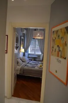 Bed & Breakfast Domitilla Genova Szálloda
