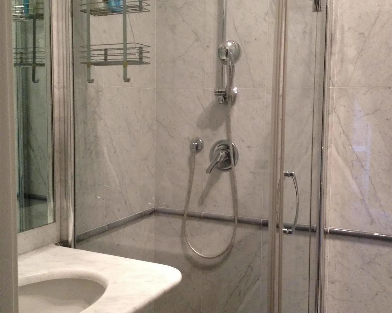 Bed & Breakfast Domitilla Genova Szálloda
