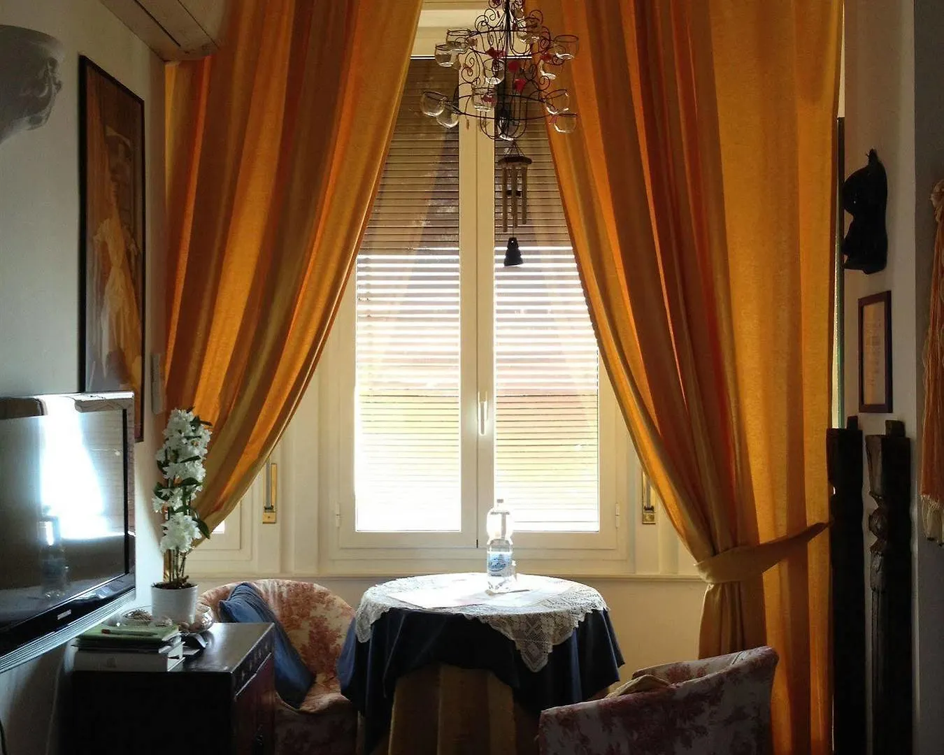 Bed & Breakfast Domitilla Genova Szálloda